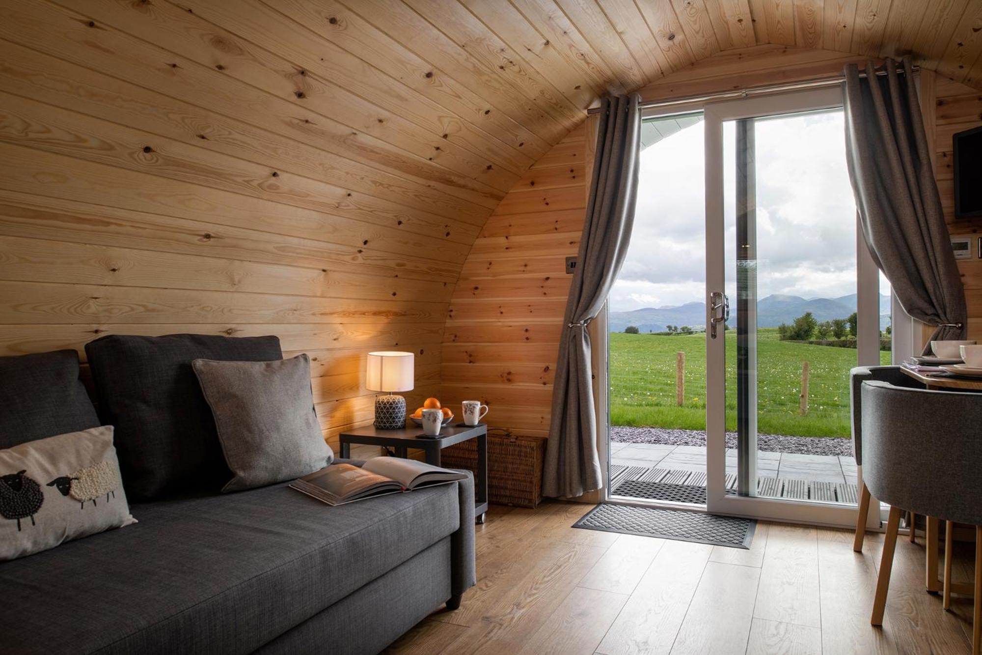 Waenfechan Glamping With Hot Tubs Colwyn Bay Exterior foto